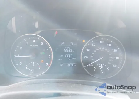 2018 Hyundai Elantra Se z USA, uszkodzony, nr VIN 5NPD74LF8JH353059